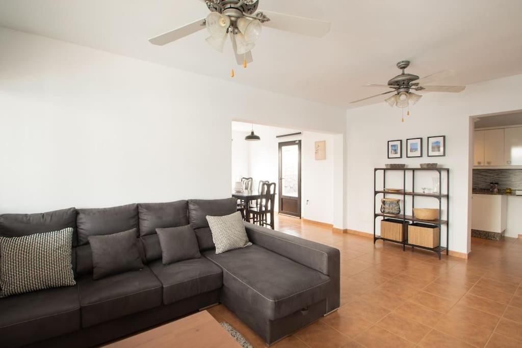 Casa Marlay Spacious, Heated Pool, Bbq & Fast Wi-Fi Only 15 Minutes Walk To Town Playa Blanca  Exteriér fotografie
