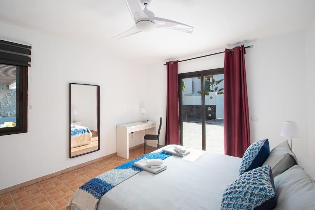 Casa Marlay Spacious, Heated Pool, Bbq & Fast Wi-Fi Only 15 Minutes Walk To Town Playa Blanca  Exteriér fotografie
