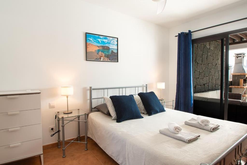 Casa Marlay Spacious, Heated Pool, Bbq & Fast Wi-Fi Only 15 Minutes Walk To Town Playa Blanca  Exteriér fotografie