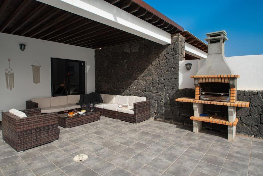Casa Marlay Spacious, Heated Pool, Bbq & Fast Wi-Fi Only 15 Minutes Walk To Town Playa Blanca  Exteriér fotografie