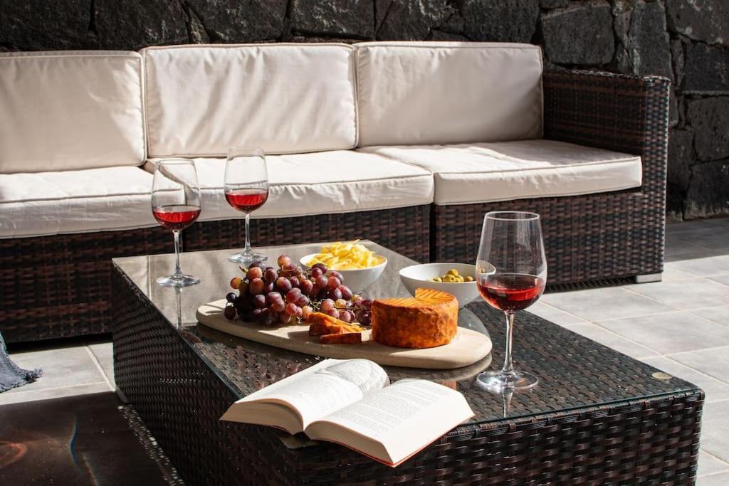 Casa Marlay Spacious, Heated Pool, Bbq & Fast Wi-Fi Only 15 Minutes Walk To Town Playa Blanca  Exteriér fotografie
