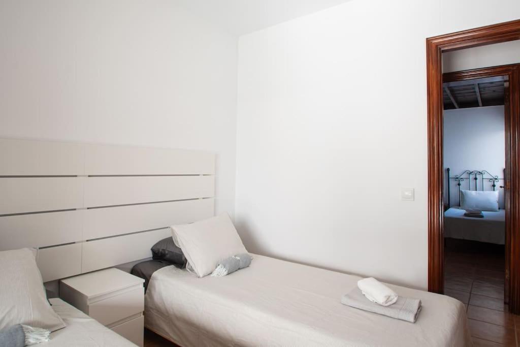 Casa Marlay Spacious, Heated Pool, Bbq & Fast Wi-Fi Only 15 Minutes Walk To Town Playa Blanca  Exteriér fotografie