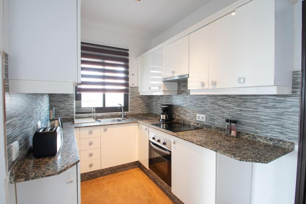 Casa Marlay Spacious, Heated Pool, Bbq & Fast Wi-Fi Only 15 Minutes Walk To Town Playa Blanca  Exteriér fotografie
